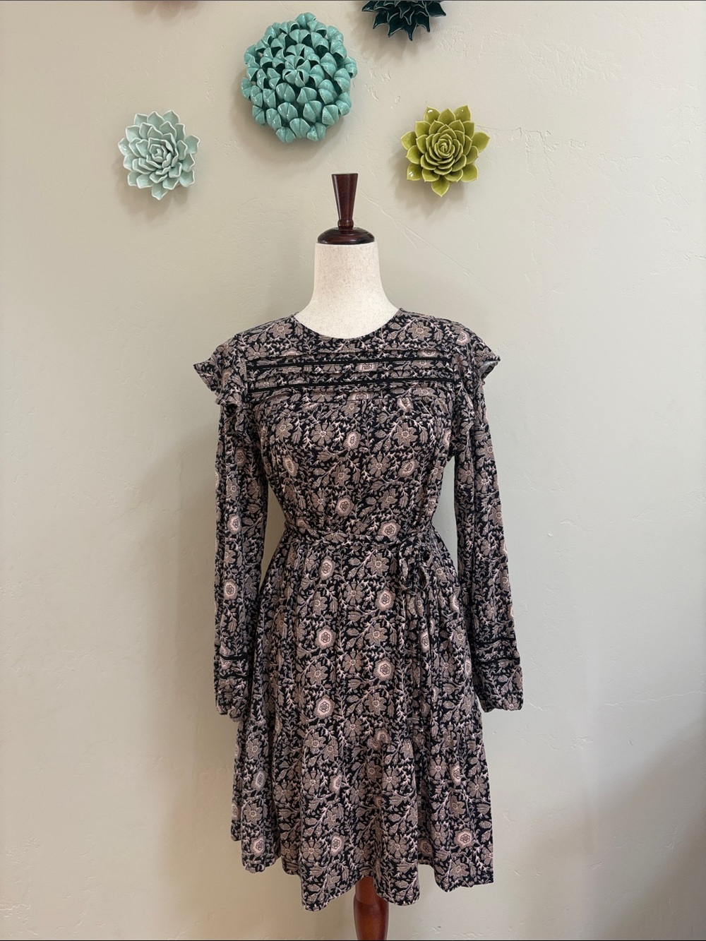 Boden Floral Long-Sleeve Ruffle tiered Dress in Black and Blush 8